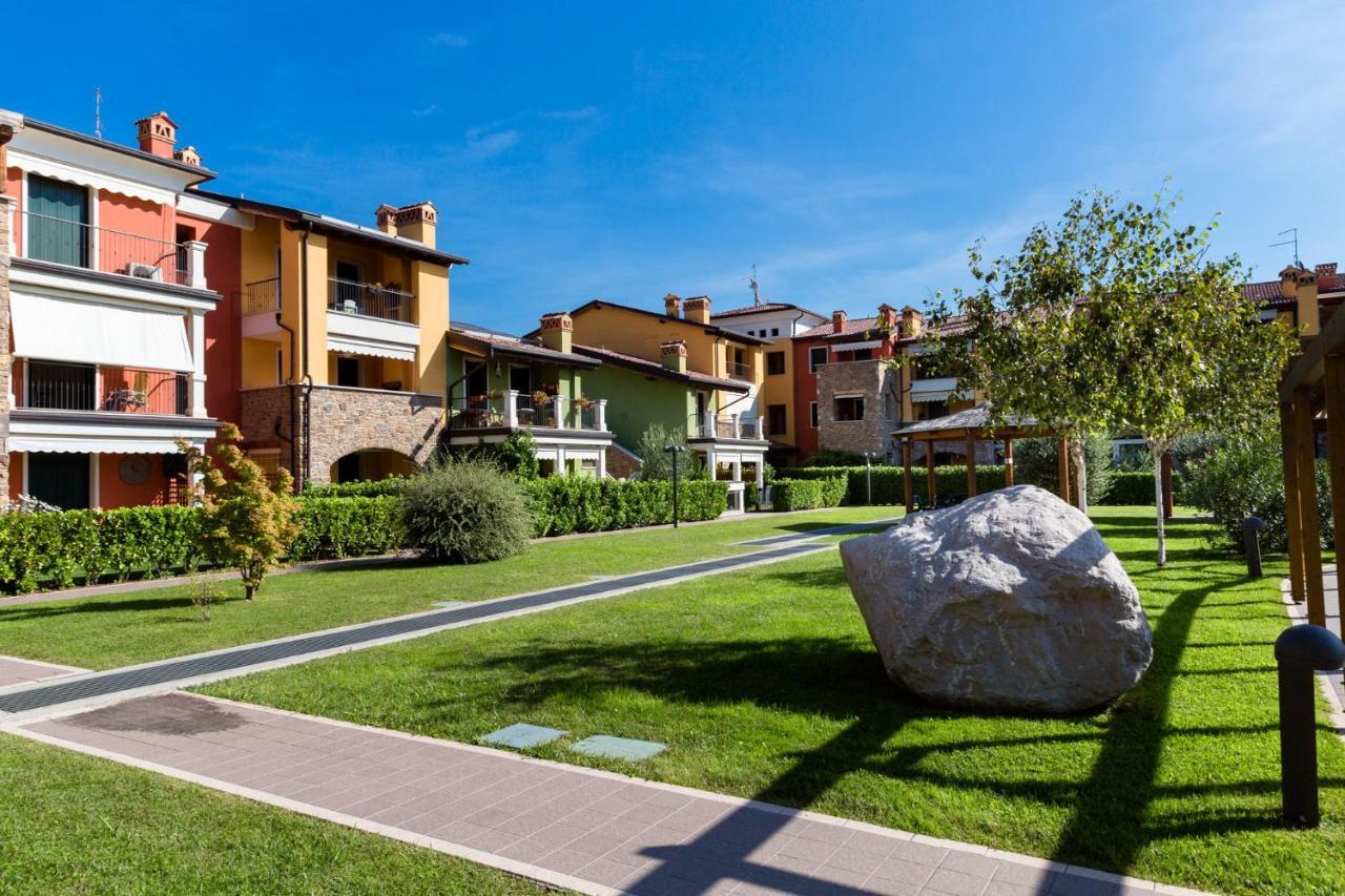 Appartamento Corina Sirmione Eksteriør bilde